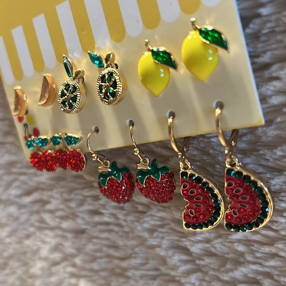 NOIR Fruity Loopy Earrings - Picture 5 of 5